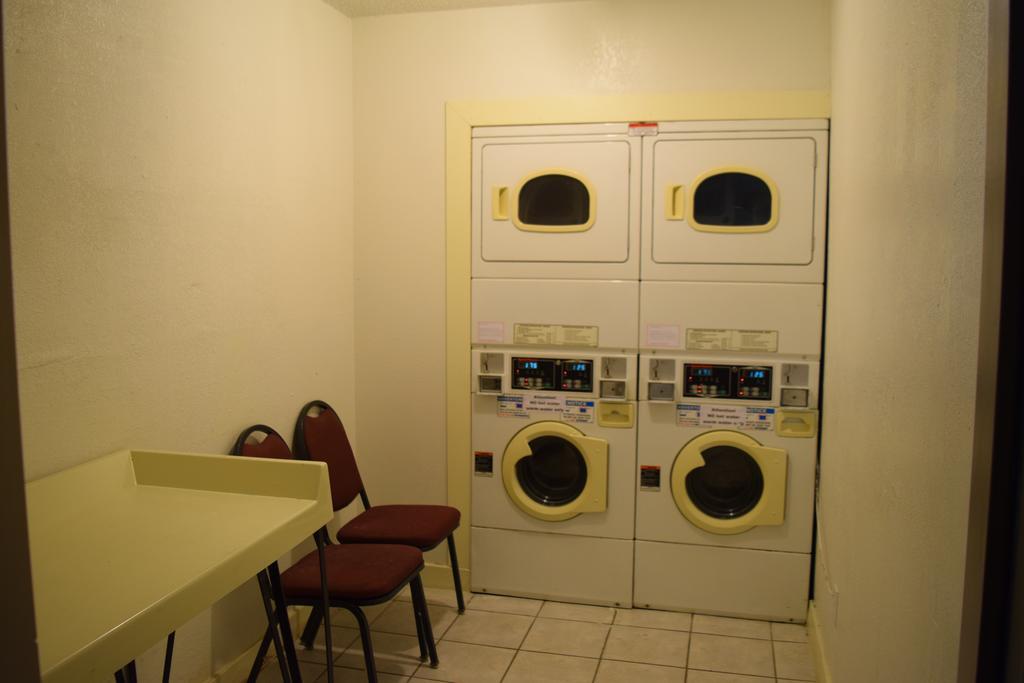 Little Suites Provo Extended Stay Exteriör bild